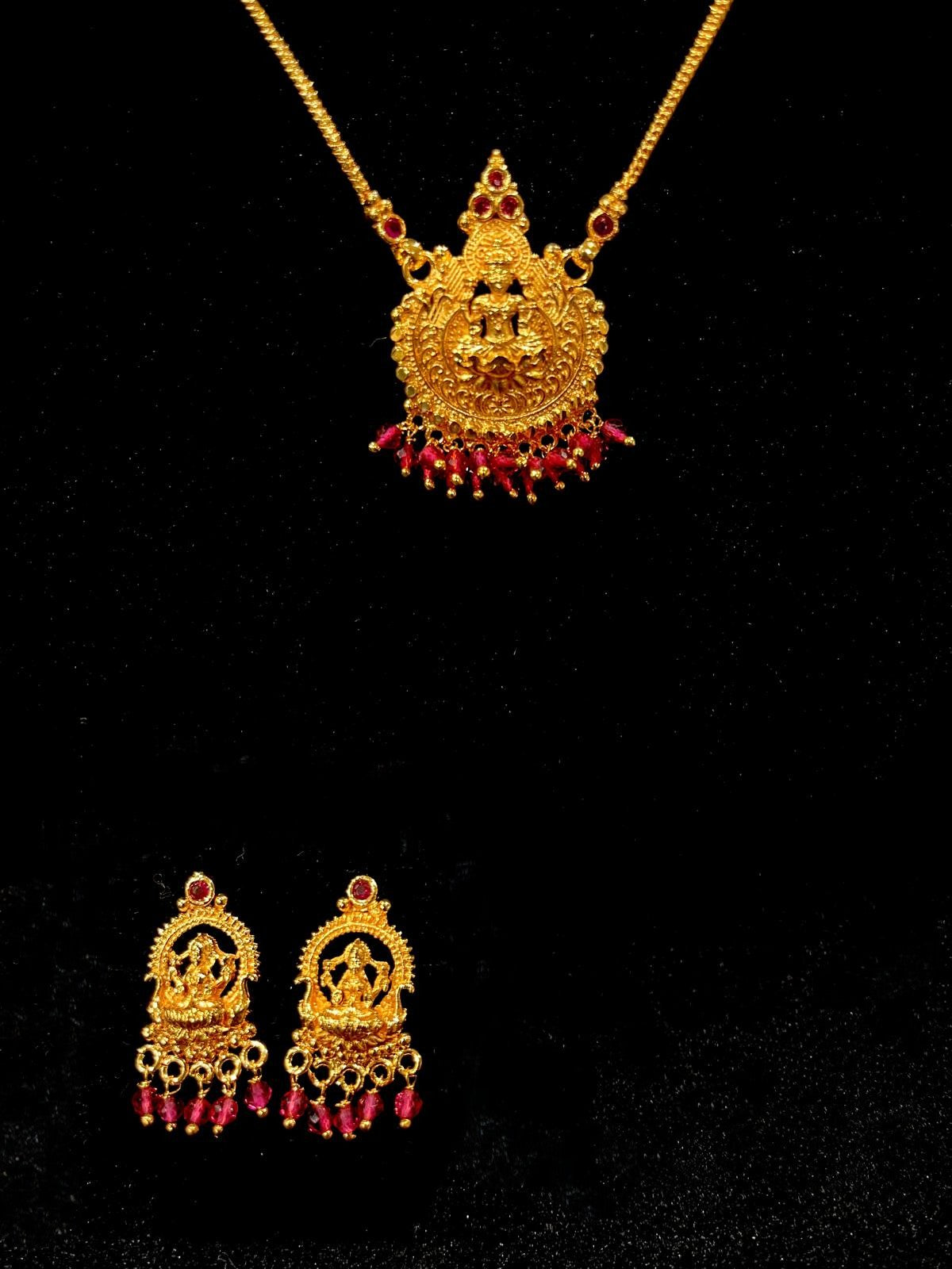 Lakshmi Pendant Chain - Ruby