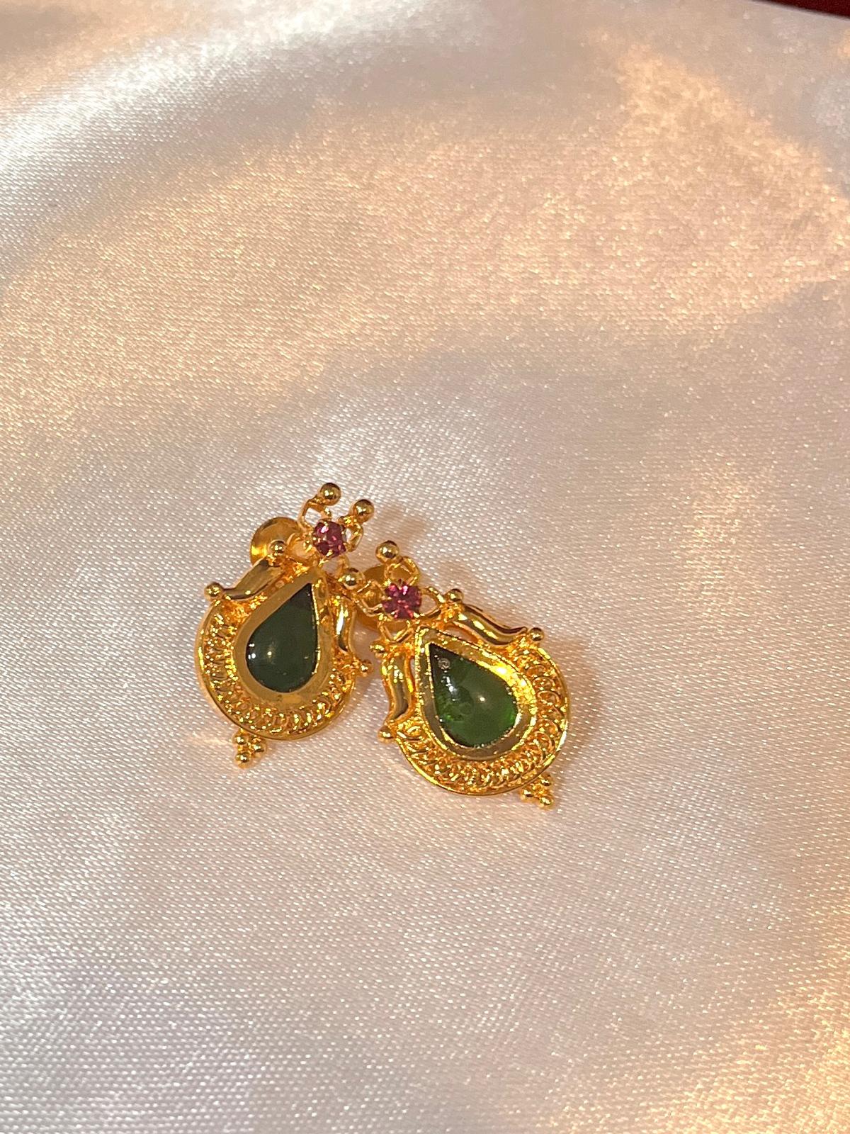 Drop Palakka Studs - Green