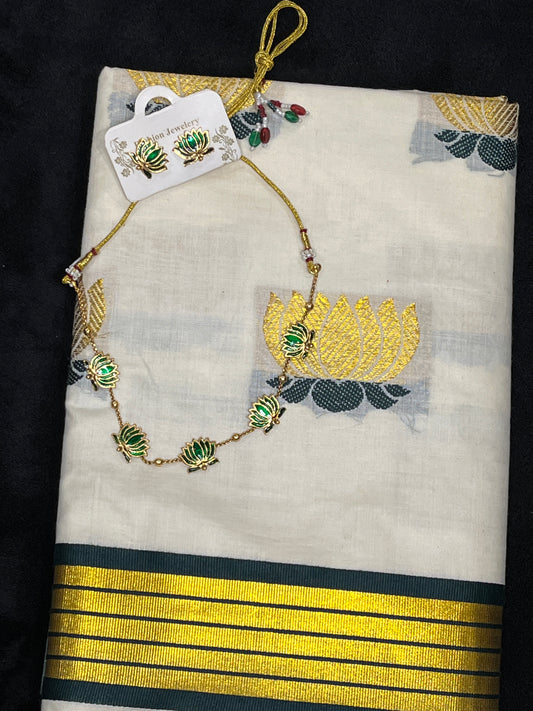 Cotton Saree with Green Thamara Pattern