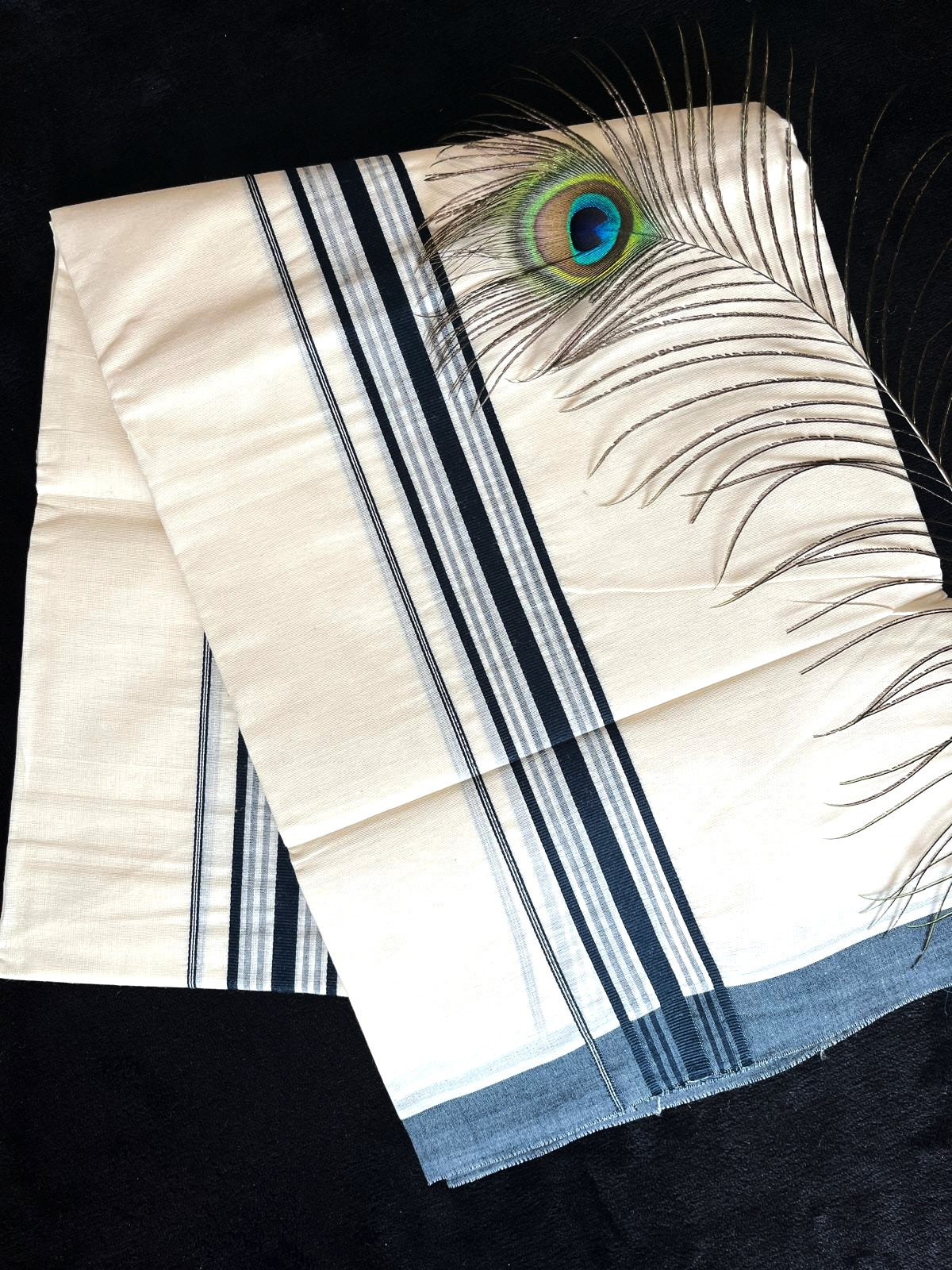 Off-white/cream Cotton Double Mundu - Dark Teal