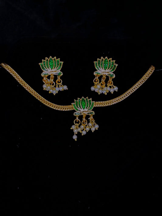 Green Lotus Choker Set