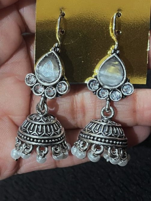 Earrings - Silver Jimikki