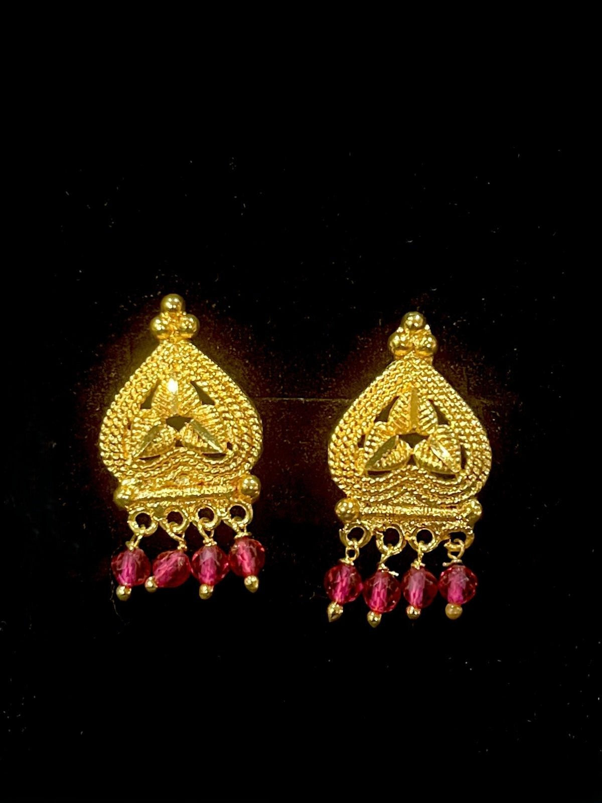 Gold Studs - Ruby