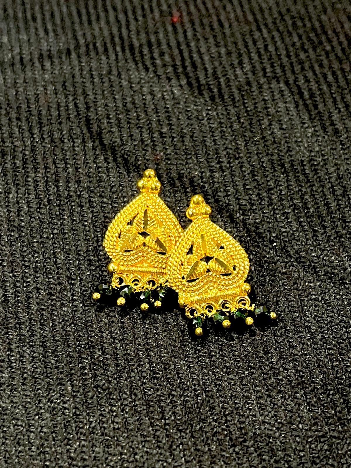 Gold Studs - Emerald