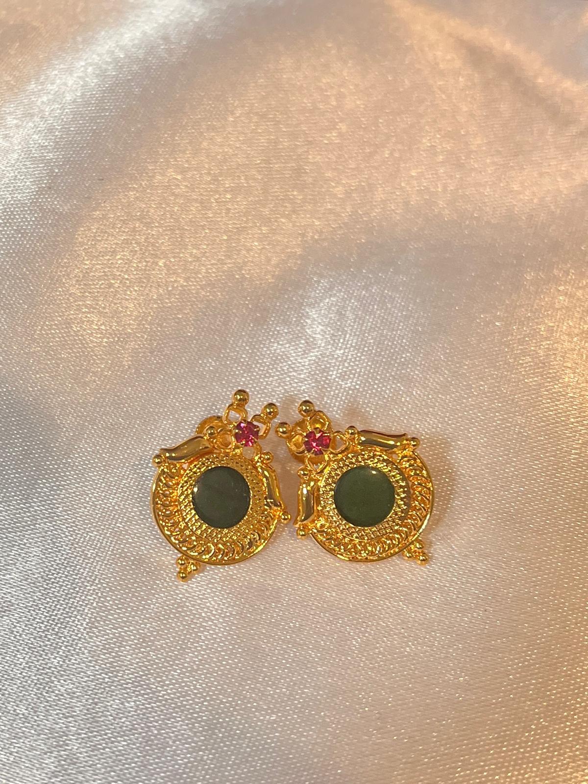 Round Palakka Studs - Green