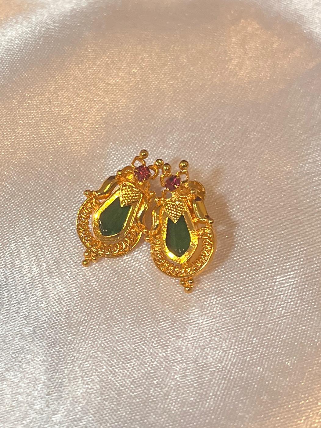 Nagapadam Studs - Green