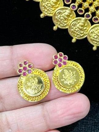 Kaashu Studs - Single Coin with Border