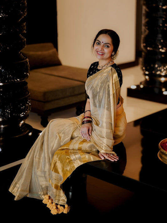 Samvritha Sunil inspired Tissue Mul Cotton Saree