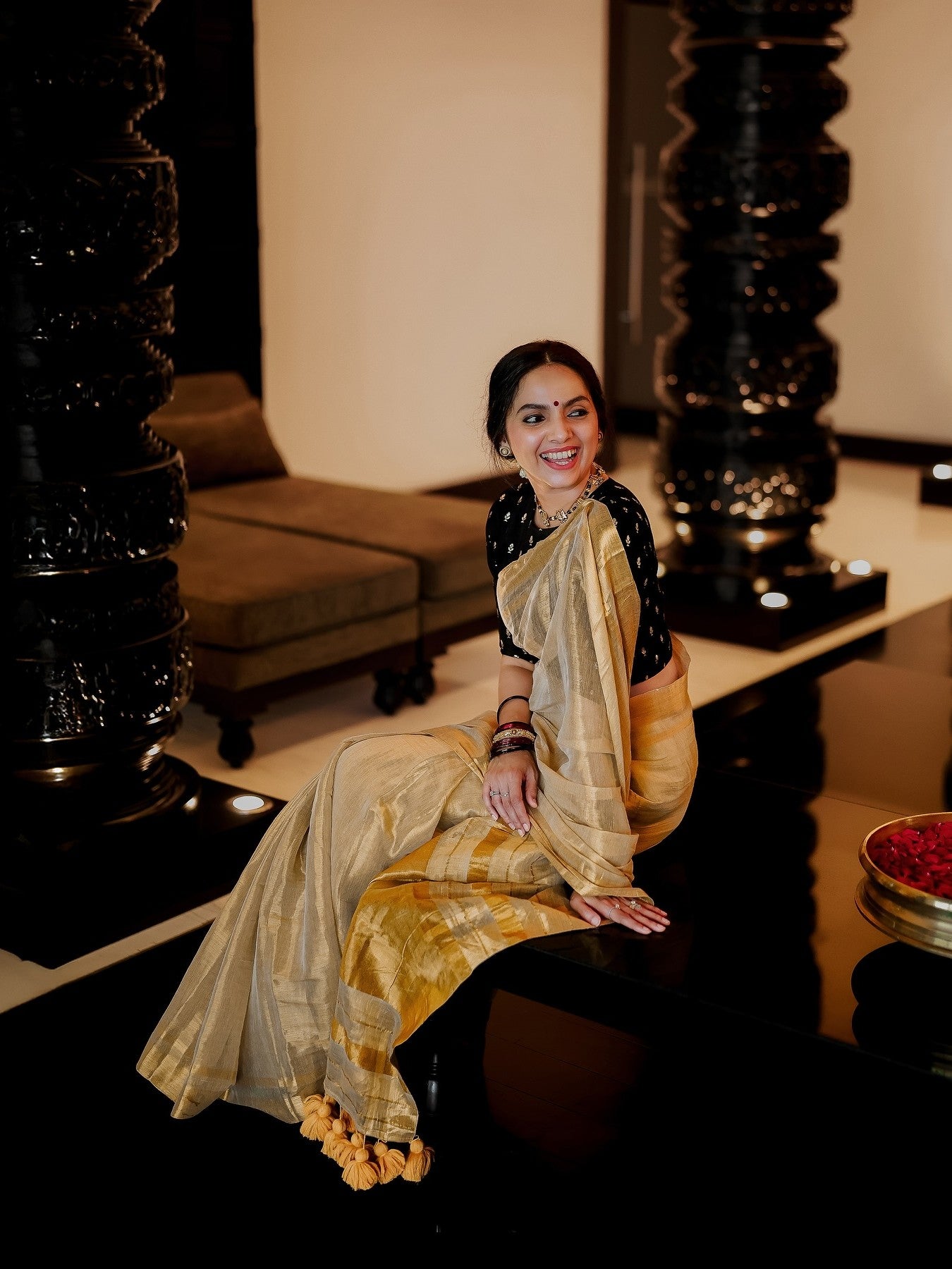 Samvritha Sunil inspired Tissue Mul Cotton Saree