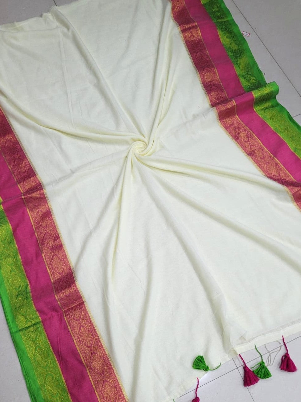 Festive Flora: Off-White Mul Cotton Saree with Rani Pink & Emerald Borders